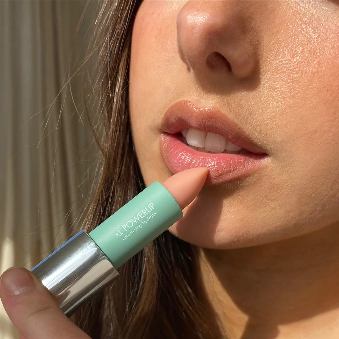 xL POWERLIP refillable lip treatment
